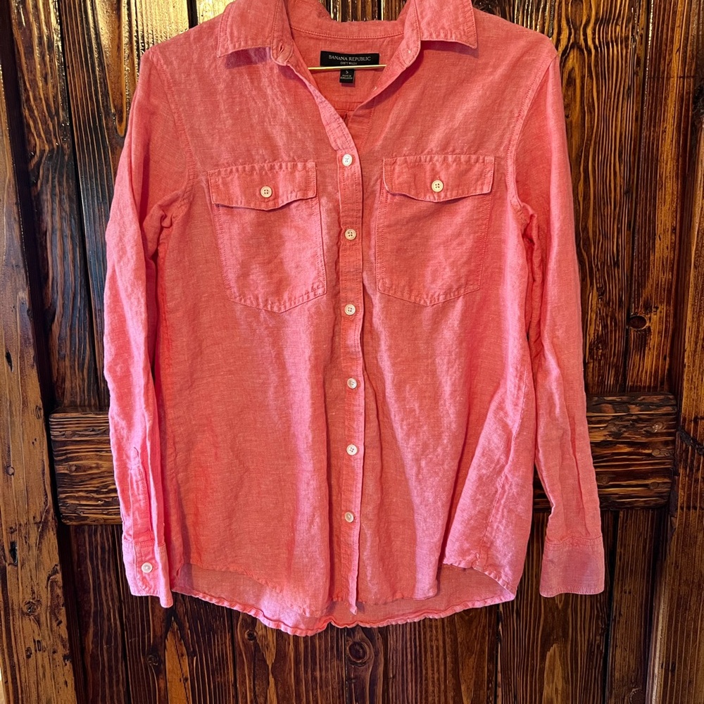 Banana Republic Coral Button-Up Shirt